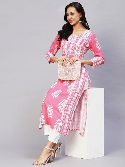 GoSriKi Women's Rayon Printed Straight Kurta