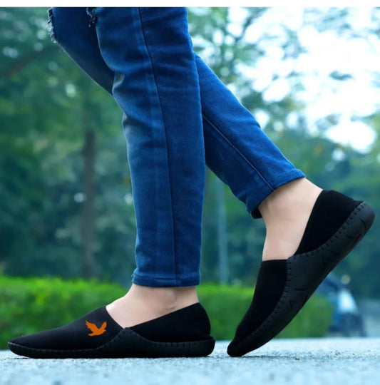 Mesh Slip-On Effortless Cool: Stylish & Comfortable - alphahostel.in
