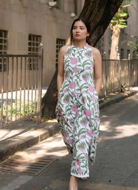 Women's Rayon Blend Straight Block Printed Kurta & Pant