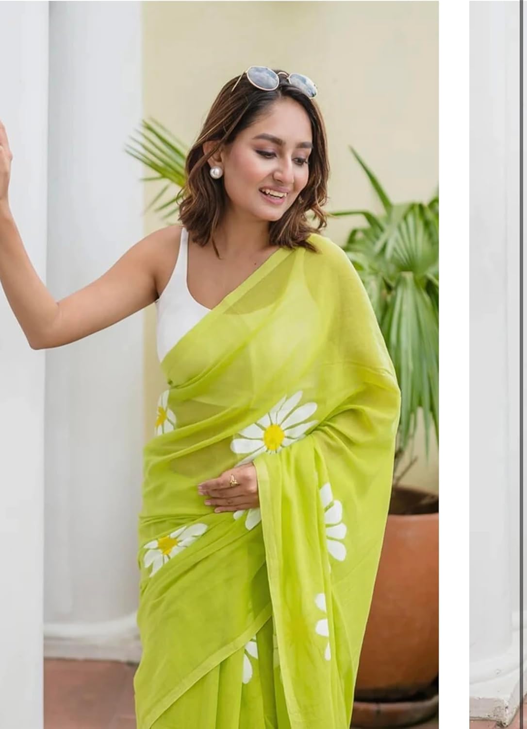 Linen Saree with White Daisy Floral Print, With Blouse