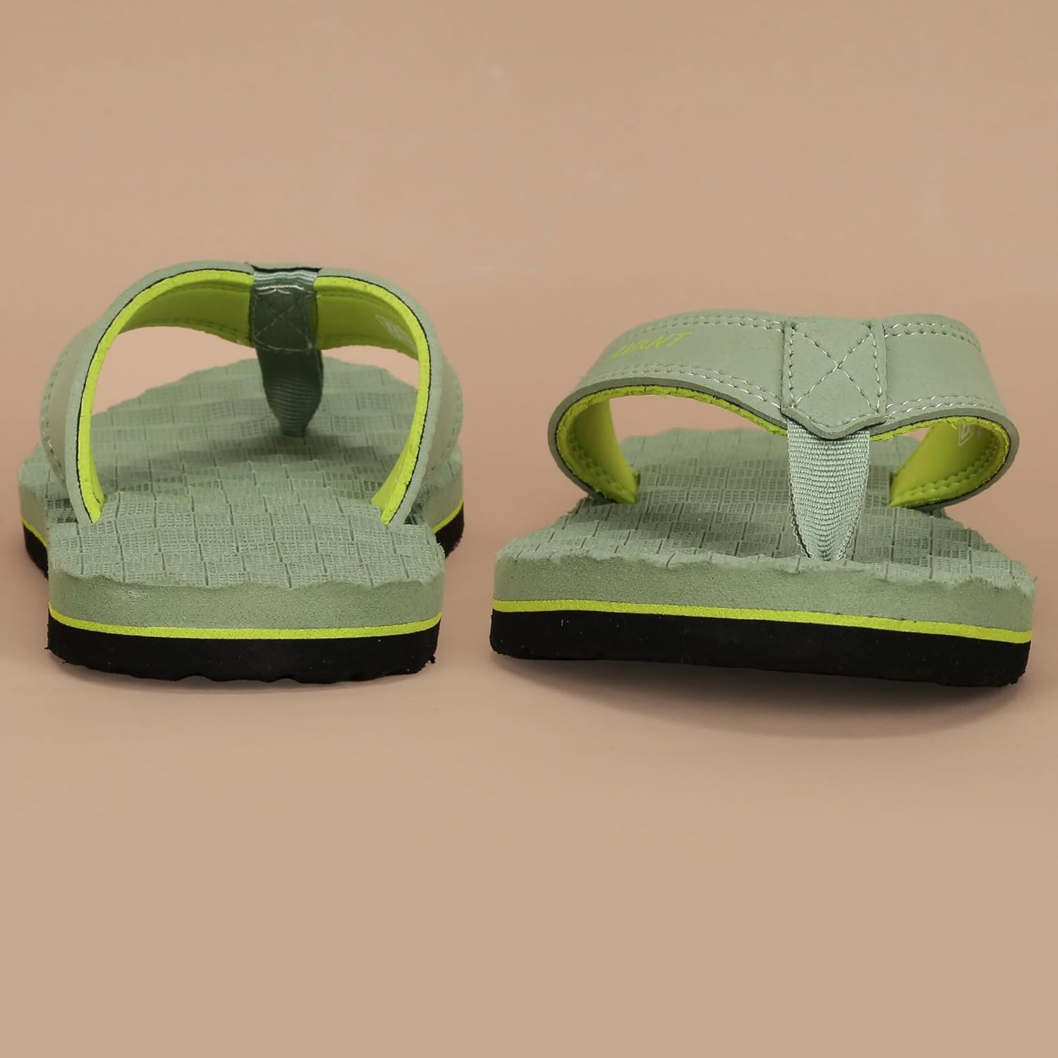 AVANT Men's Cube Flip Flops - alphahostel.in