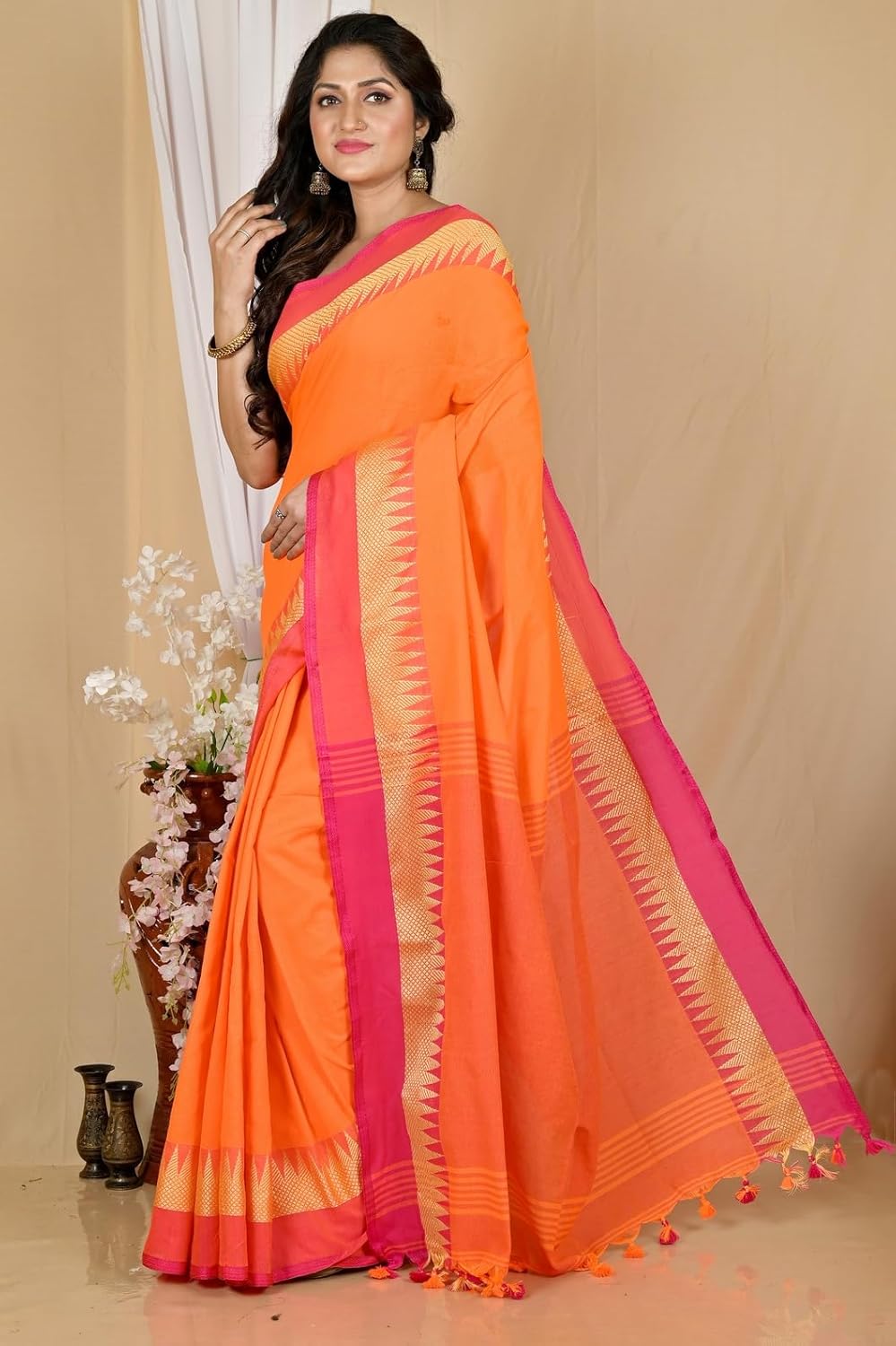 Handloom Saree With Unstitched Running Blouse Piece