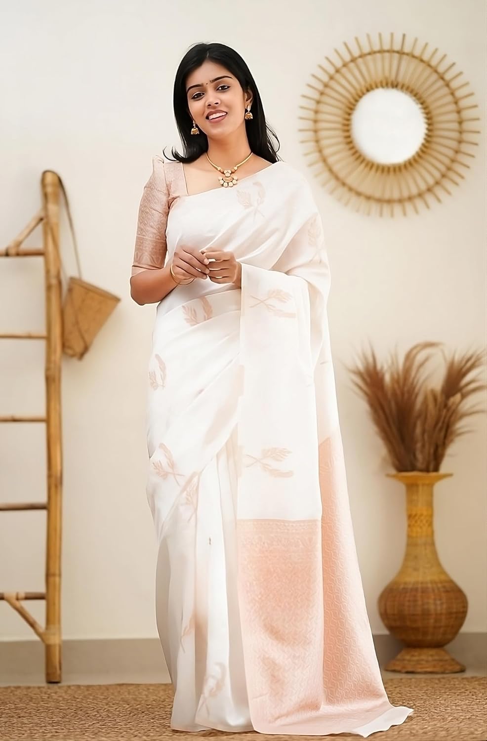 Banarasi SilkSaree With Litchi Silk Unstitched Blouse