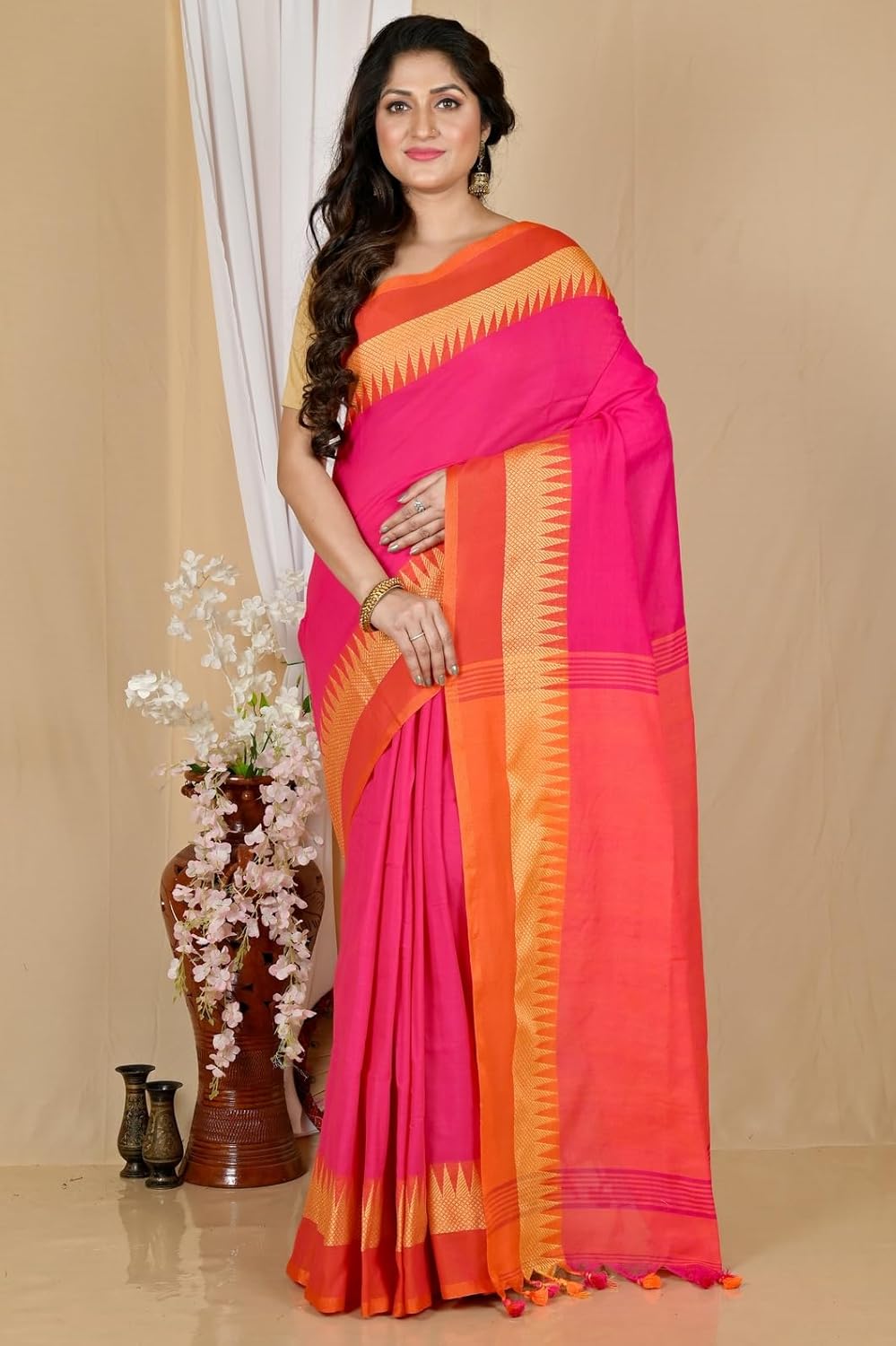 Handloom Saree With Unstitched Running Blouse Piece