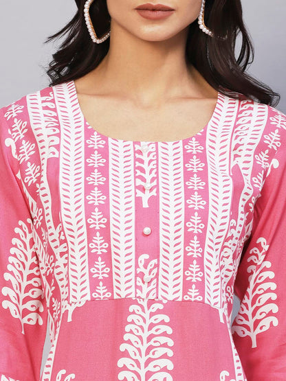 GoSriKi Women's Rayon Printed Straight Kurta