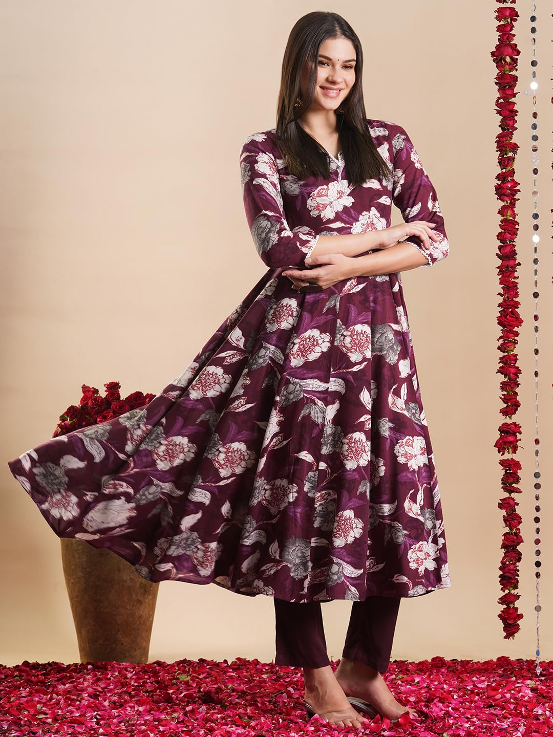 ANNI DESIGNER Women Rayon Blend Kurta & Pant