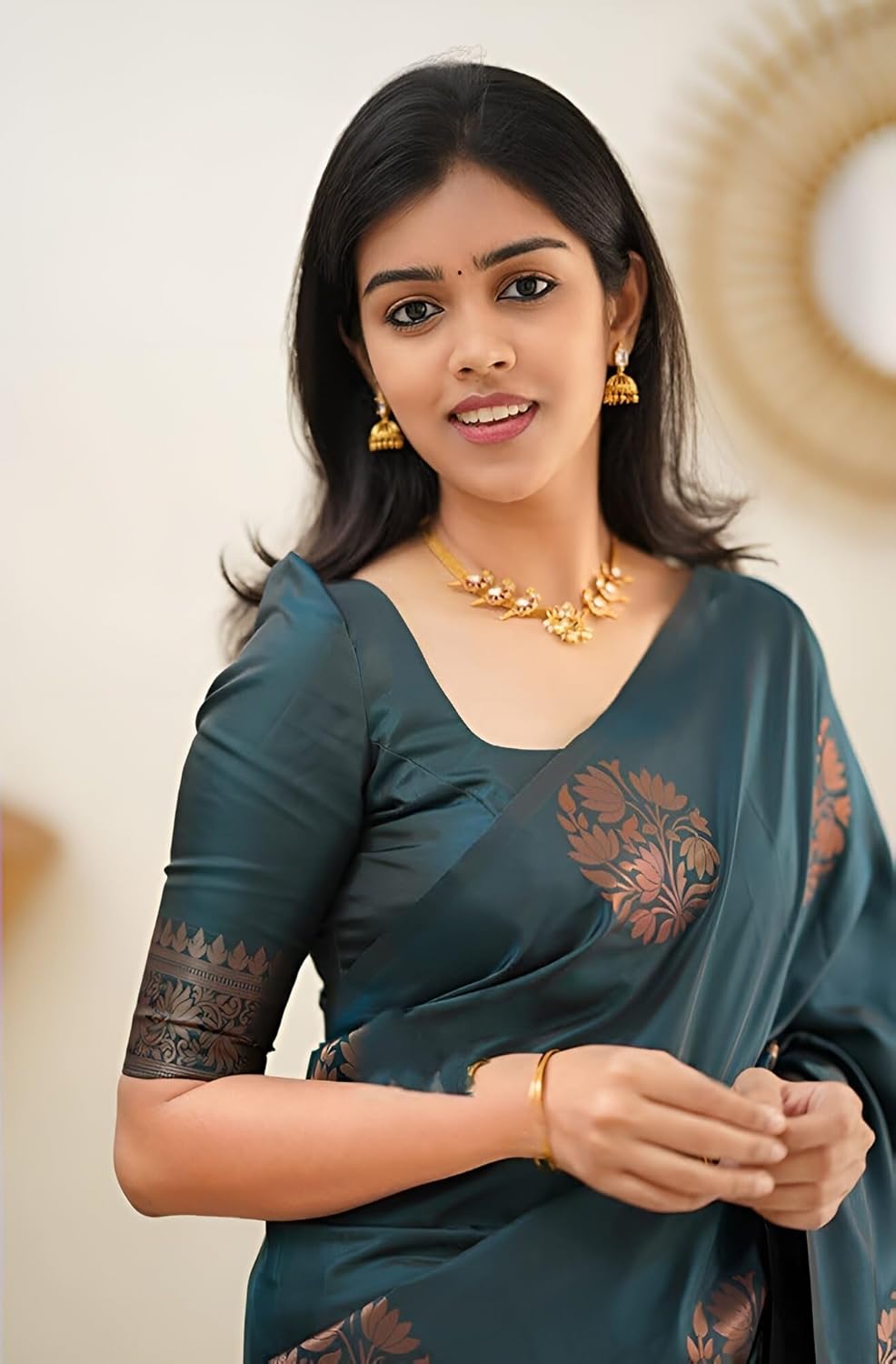 Banarasi SilkSaree With Litchi Silk Unstitched Blouse