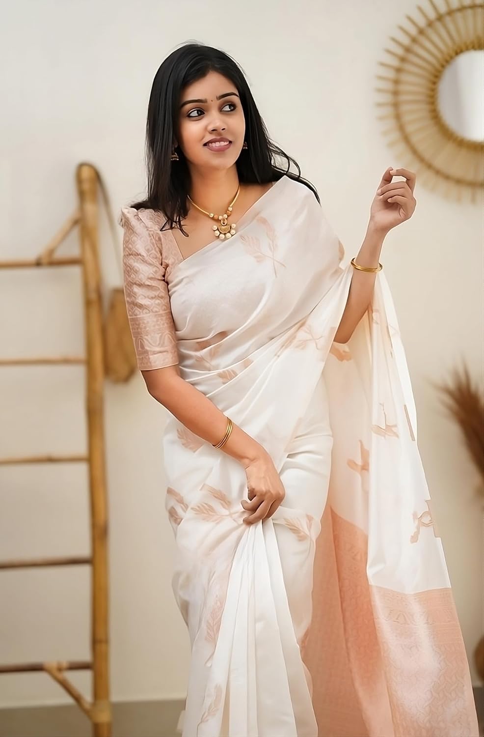Banarasi SilkSaree With Litchi Silk Unstitched Blouse