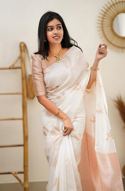 Banarasi SilkSaree With Litchi Silk Unstitched Blouse