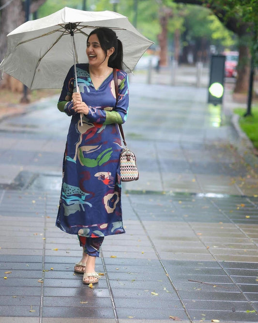 Women's Cotton Blend Straight Printed Kurta with Pant