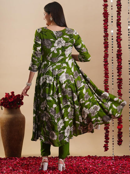 ANNI DESIGNER Women Rayon Blend Kurta & Pant