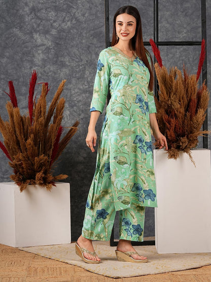 DESIGNER Women's Rayon Blend Kurta with Palazzo