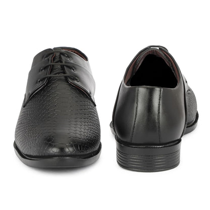 NARKI Synthetic Leather Lightweight,Comfort,Summer - alphahostel.in