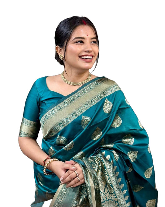 Women's KanjivaramSoft Silk Sarees With Blouse Piece