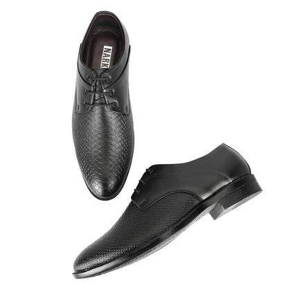 NARKI Synthetic Leather Lightweight,Comfort,Summer - alphahostel.in