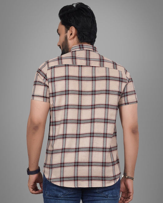 Men Regular Fit Checkered Spread Collar Casual Shirt