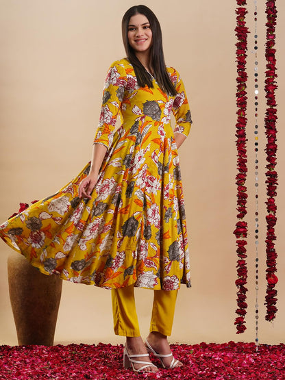 ANNI DESIGNER Women Rayon Blend Kurta & Pant