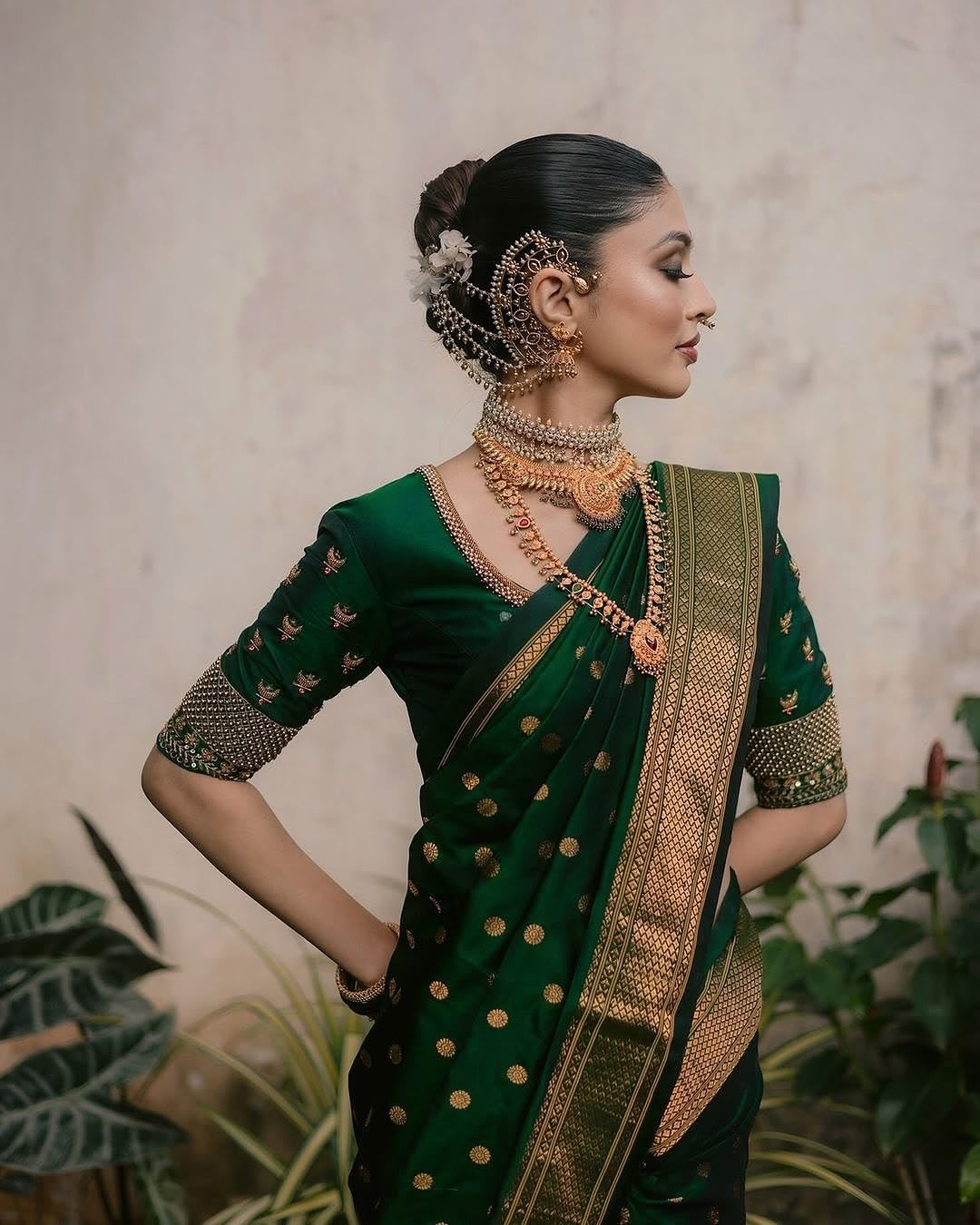 Women Kanjivaram Silk Banaras Sarees With Blouse Piece