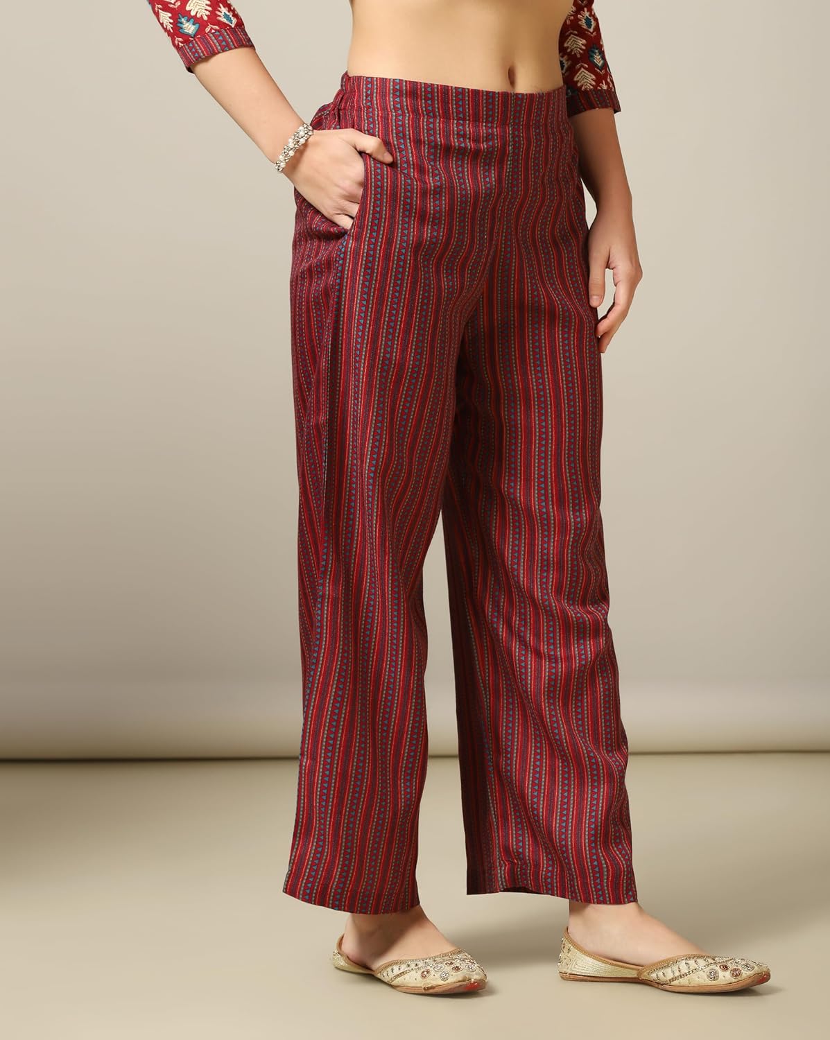 Women's Cotton Blend Printed Straight Kurta with Pant