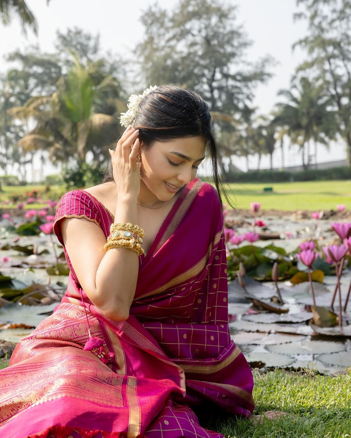 Women's Banarasi Sarees With Blouse Piece