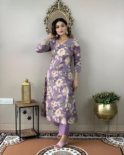 Women's Rayon Blend Straight Printed Kurta with Pant