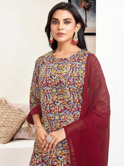 Women's Crepe Printed Kurta with Pant and Dupatta Set
