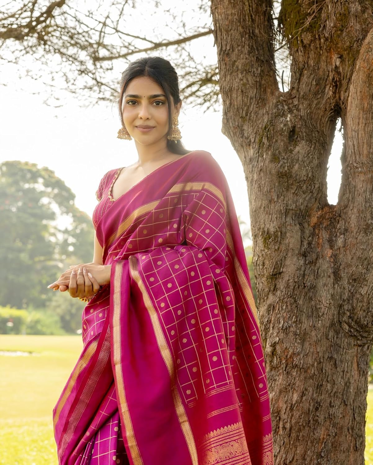Women's Banarasi Sarees With Blouse Piece