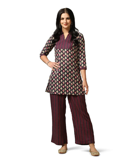 Women's Cotton Blend Printed Straight Kurta with Pant