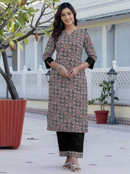 Women's Crepe Printed Kurta with Pant and Dupatta Set