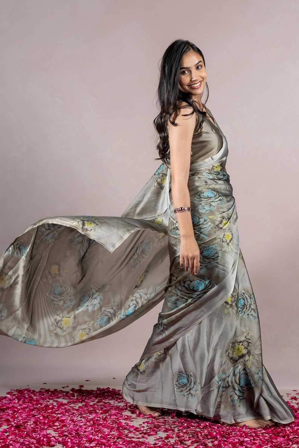 Women's Stylish Saree with Blouse Piece