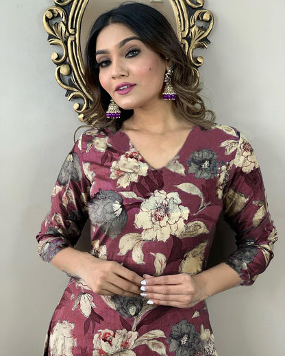 Women's Rayon Blend Straight Printed Kurta with Pant