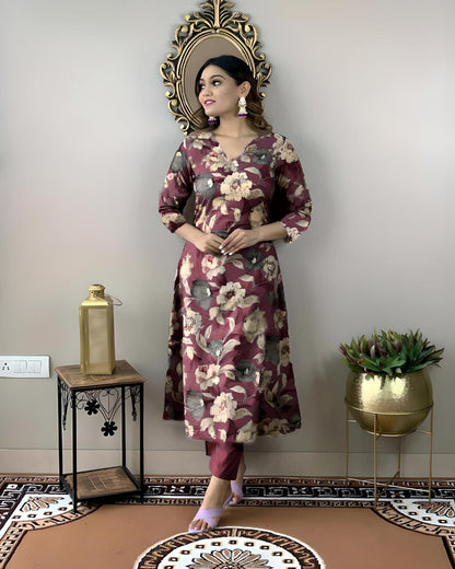 Women's Rayon Blend Straight Printed Kurta with Pant