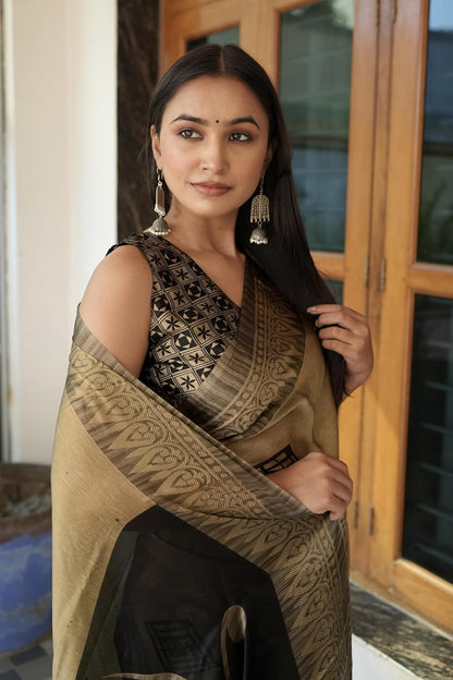 FASHION Women's  Floral Printed Saree with Blouse Piece