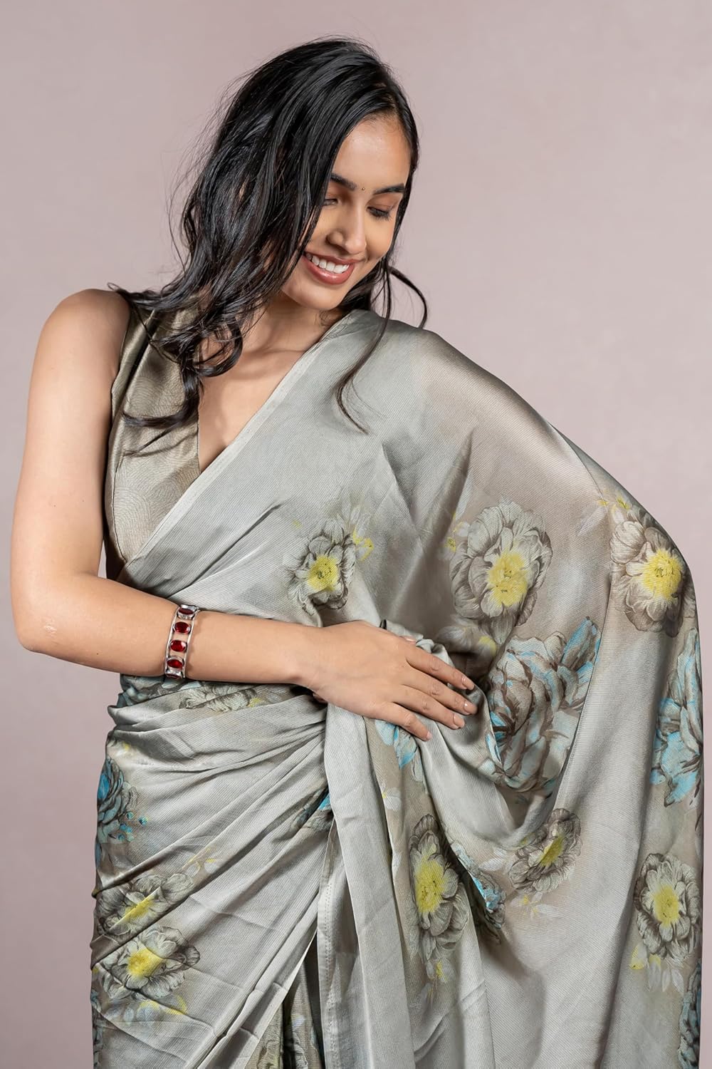 Women's Stylish Saree with Blouse Piece