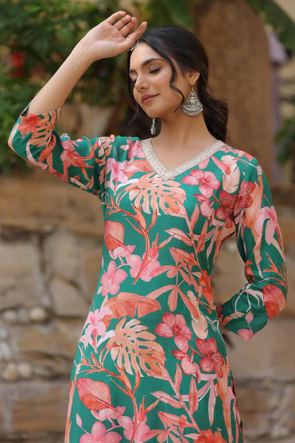 DESIGNER Women's Rayon Blend Kurta with Palazzo