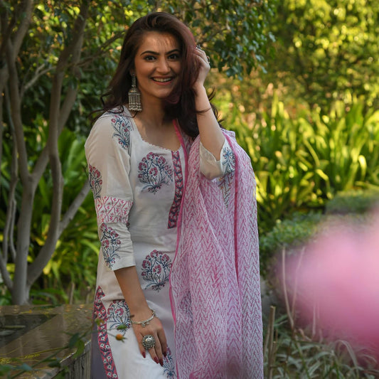 Women's Viscose Block Printed Kurta Set With Dupatta