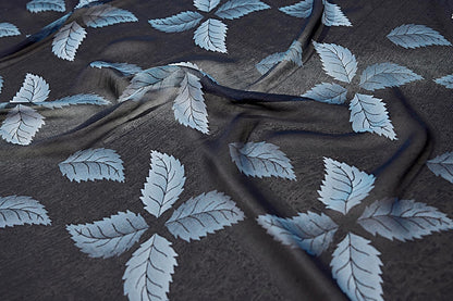 FASHION  Floral Printed Saree with Blouse Piece