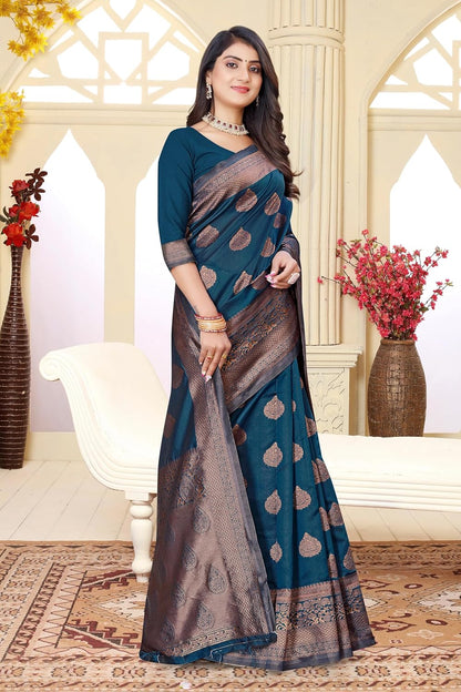 Women's Banarasi Sarees With Blouse Piece