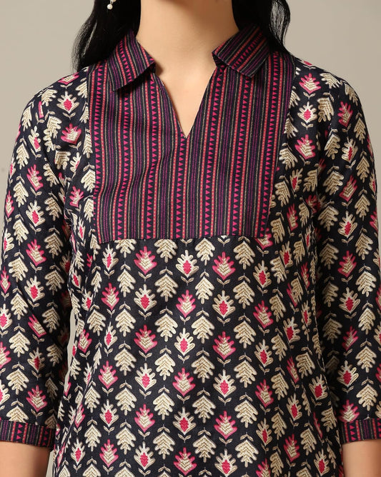 Women's Cotton Blend Printed Straight Kurta with Pant