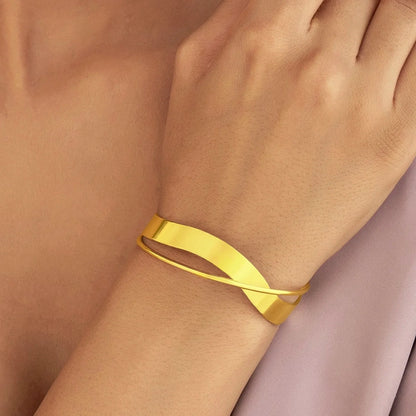 Golden Bangle Bracelet (Adjustable Size)