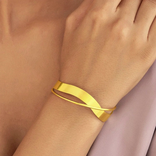 Golden Bangle Bracelet (Adjustable Size)