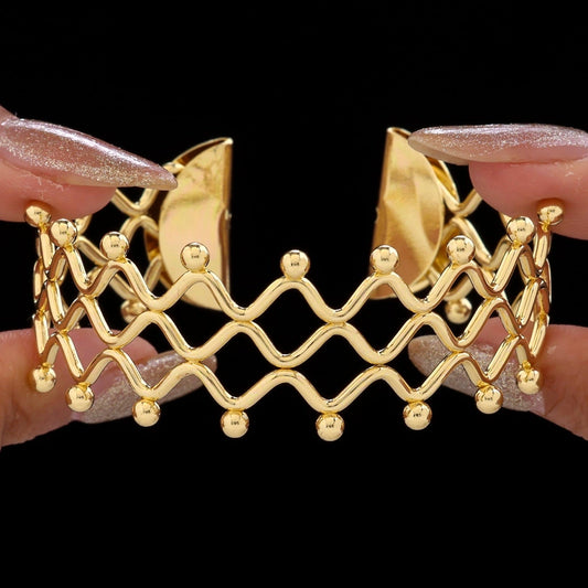 Golden Bangle Bracelet (Adjustable Size)