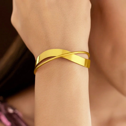 Golden Bangle Bracelet (Adjustable Size)